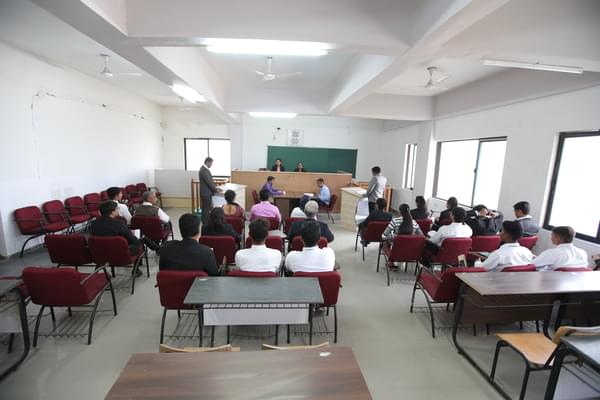 Gokul Law And Integrated Law College, Gokul Global University Sidhpur campus photo 1